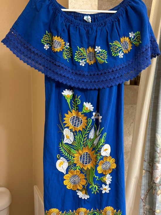 artesanias f.s inc Dresses & Skirts - Artenias F.R. Inc. Festival dress